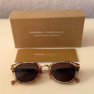 Shwood handcrafted women’s sunglasses